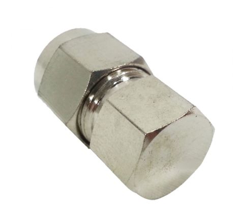 3/8 Compression End PLUG Used with any of 3/8'' Compression fittings to block/end the mist line. Compatible with Mid and High-Pressure Mist Systems.